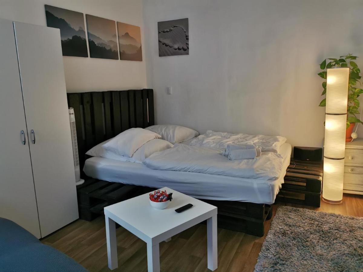 Ferienwohnung In Der Altstadt Fussgangerzone Trier Exterior photo